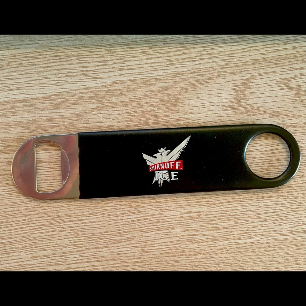 ☘️2/$15☘️BRAND NEW Smirnoff bottle opener
